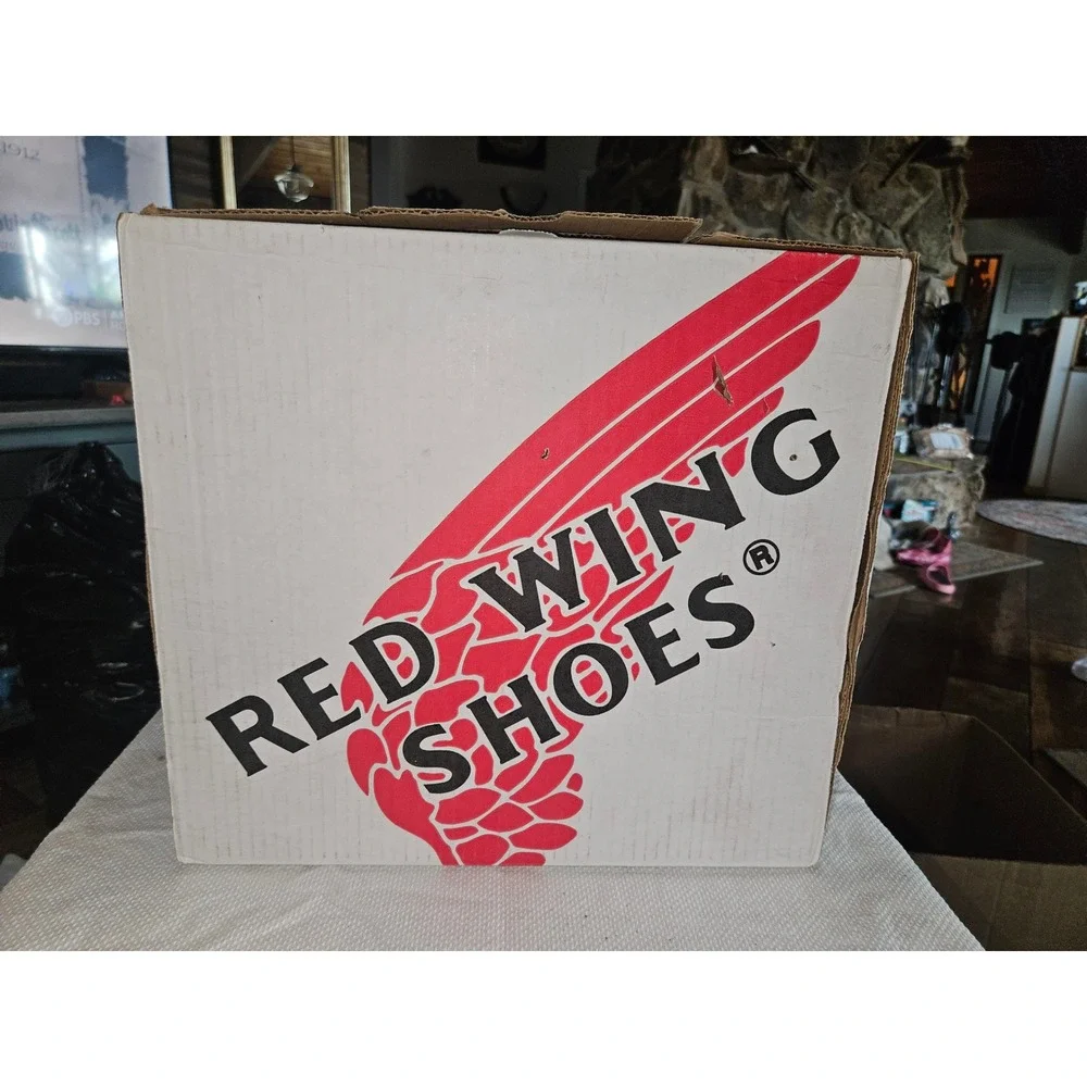 Red Wing Mens Brown Leather Lace Up Work Boots Oil Slip Resistant High Top sz10B